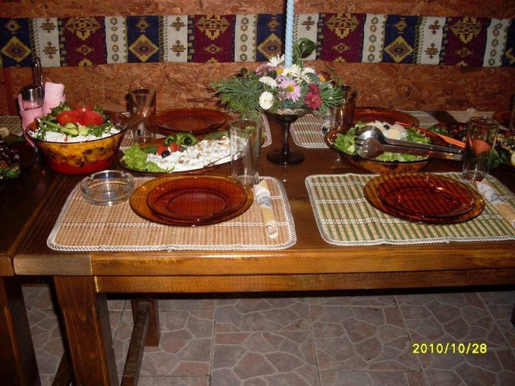 Veselata Guest House Dolna Banja Eksteriør bilde